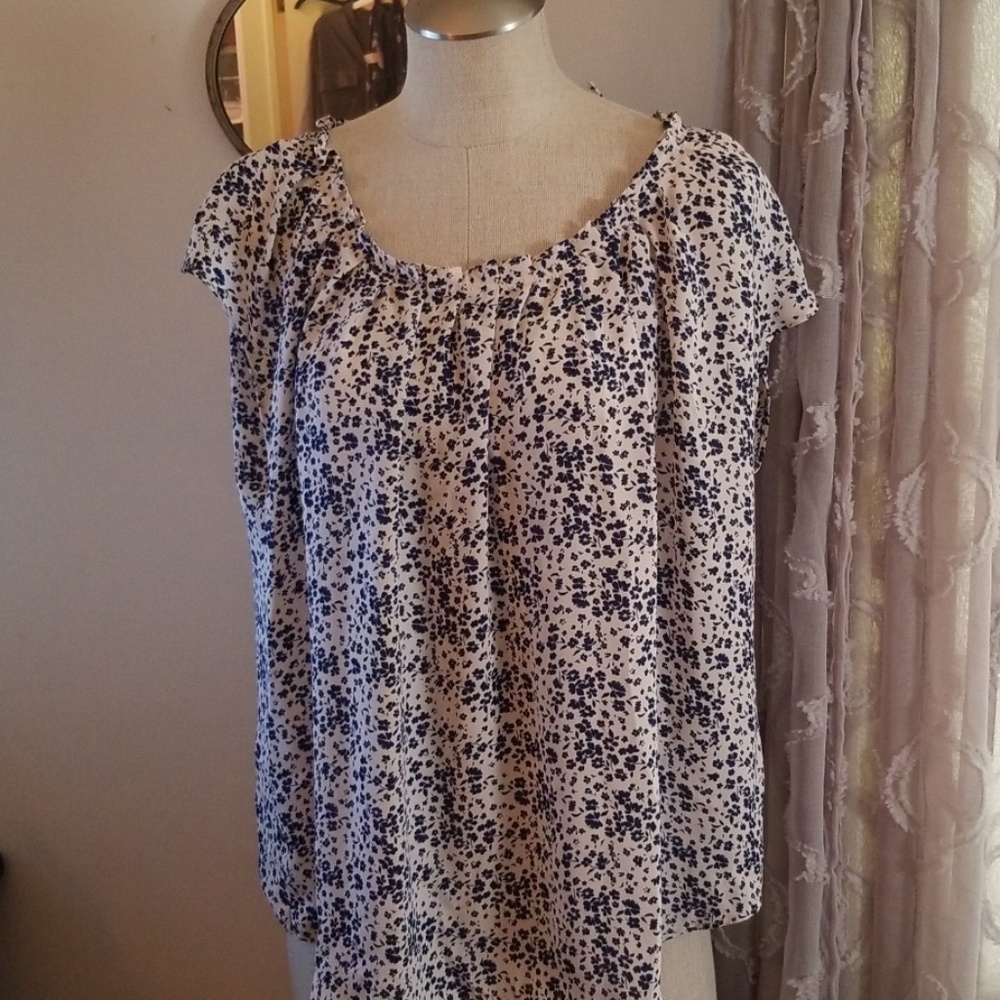 Flower print top